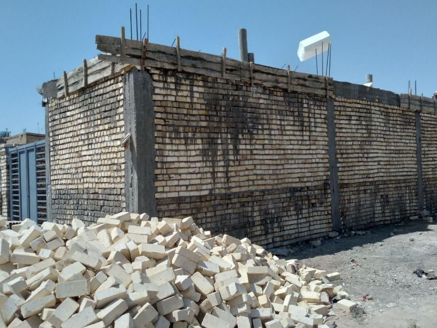 زمین. خونه .باغ