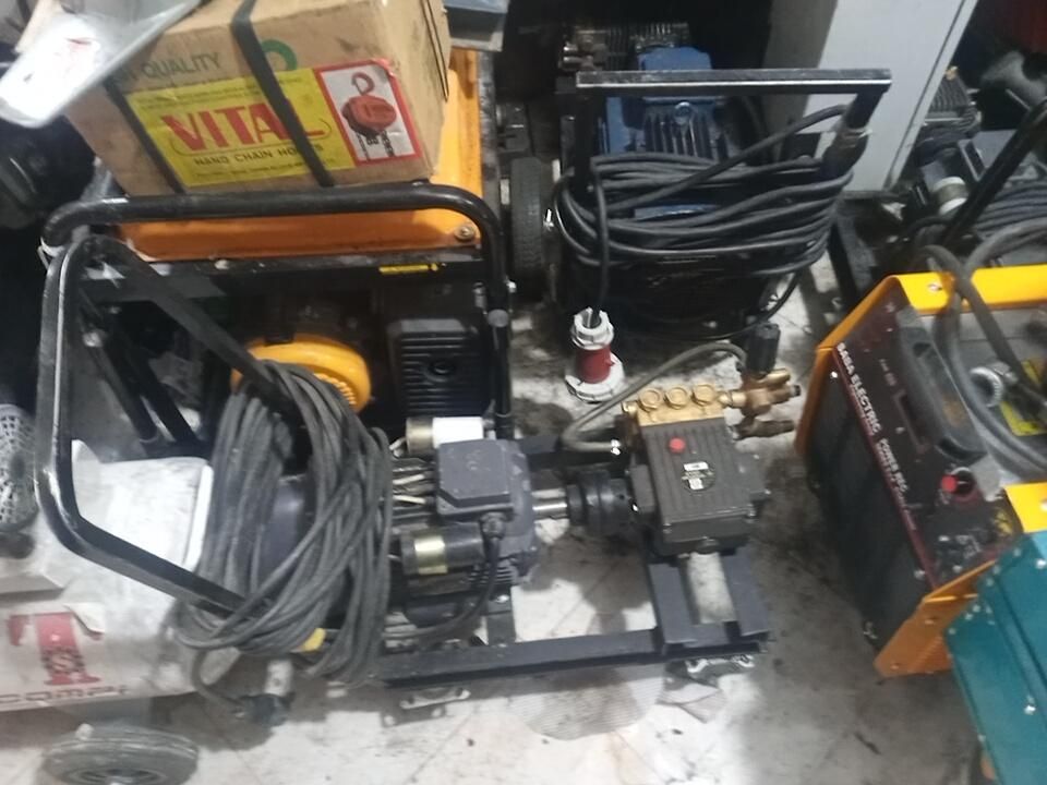 اجاره دستگاه کارواش واترجت،کفکش لجن کش سمباته