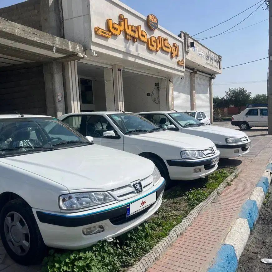 پراید ۱۳۲ سفید مدل ۹۳ در مجموعه اتو گالری حاجیانی در بوشهر