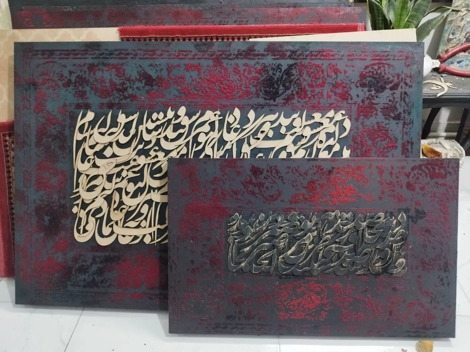 تابلوهای مخمل تم زرشکی قرمز در ابعاد مختلف هنر دست