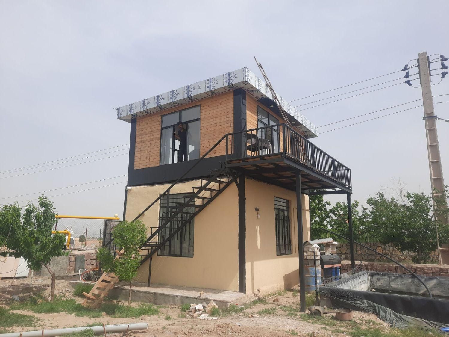 سقف شیبدار، کانکس ،ساندویچ پانل سقف شیروانی