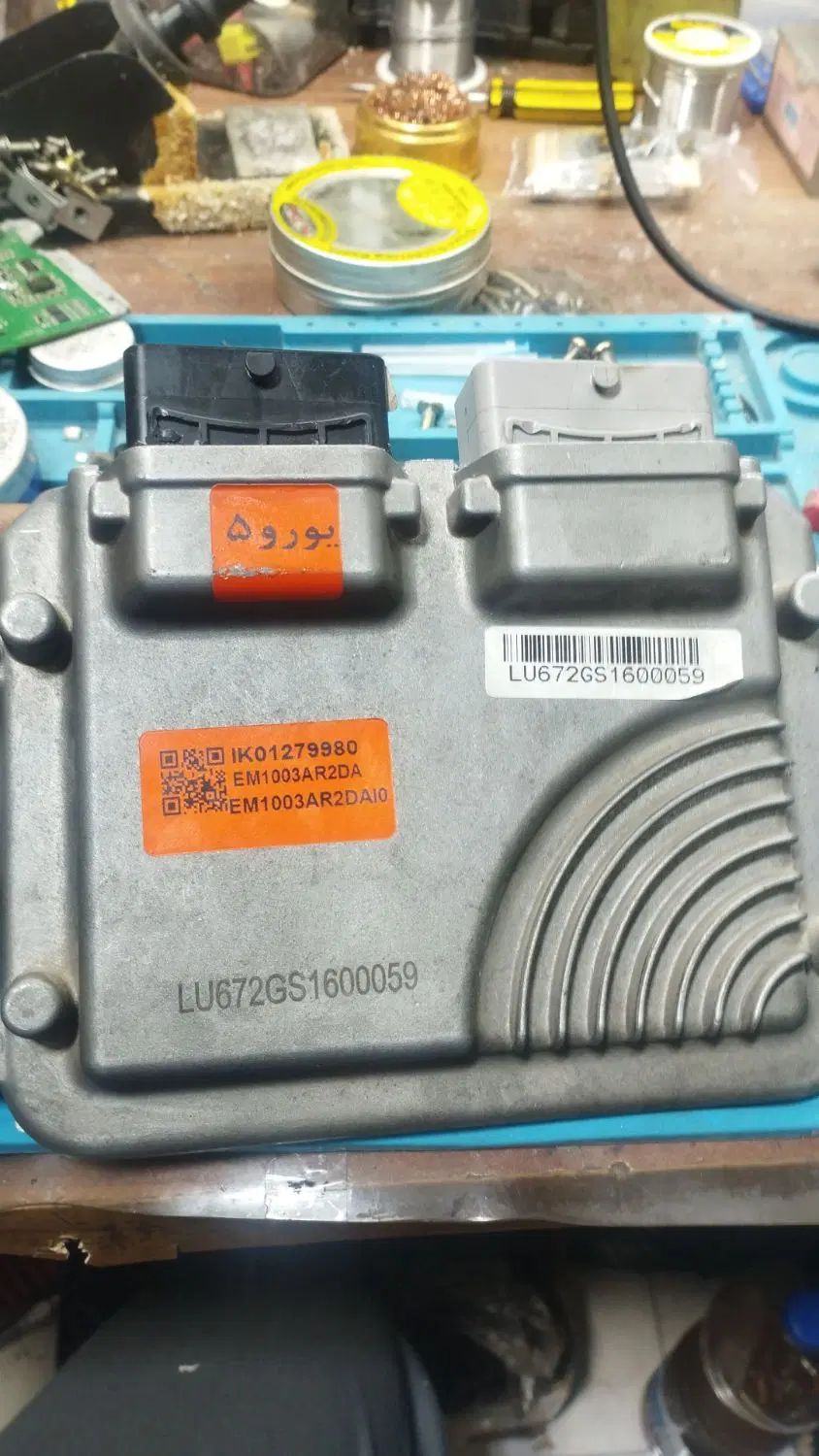 تعویض و فروش انواع ECU با تست سلامت