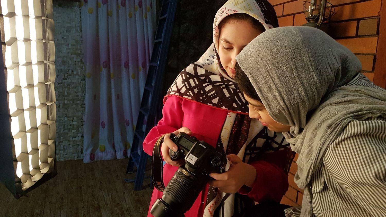 آموزش تخصصی عکاسی وکارآموزی در محیط واقعی